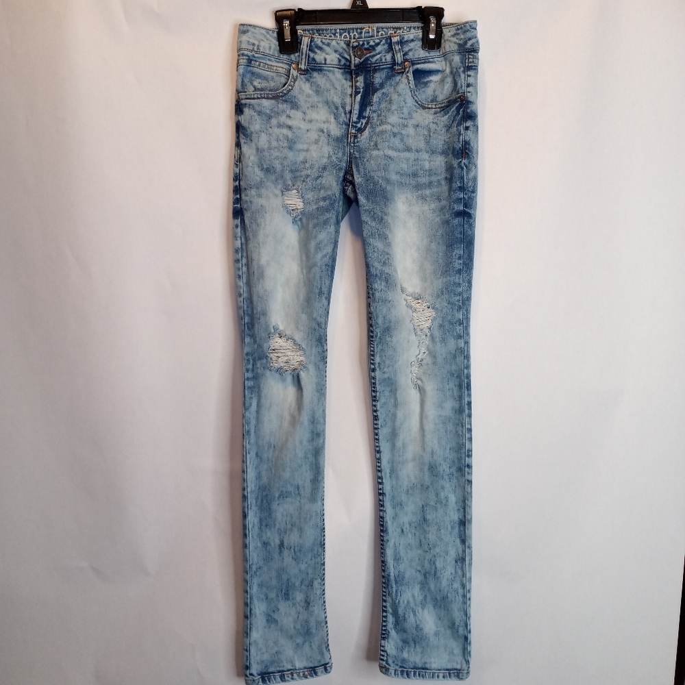 Rewash brand women size 3 or 26 whitewash